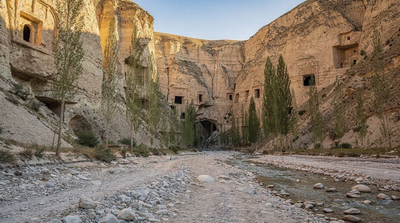 Erdemli Valley, a quiet rock-cut valley near Yeşilhisar