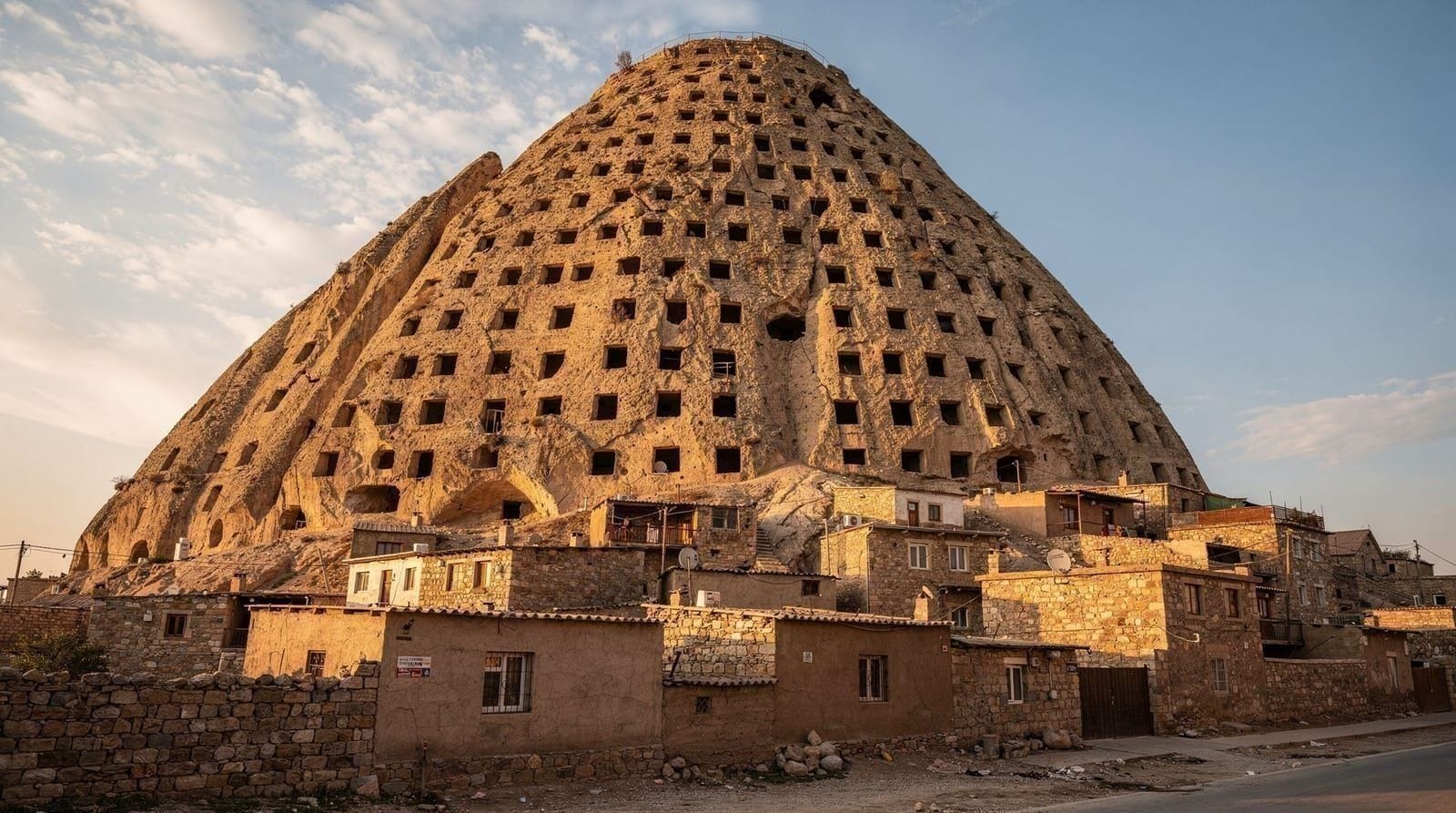 Ortahisar Castle: the climb and the view