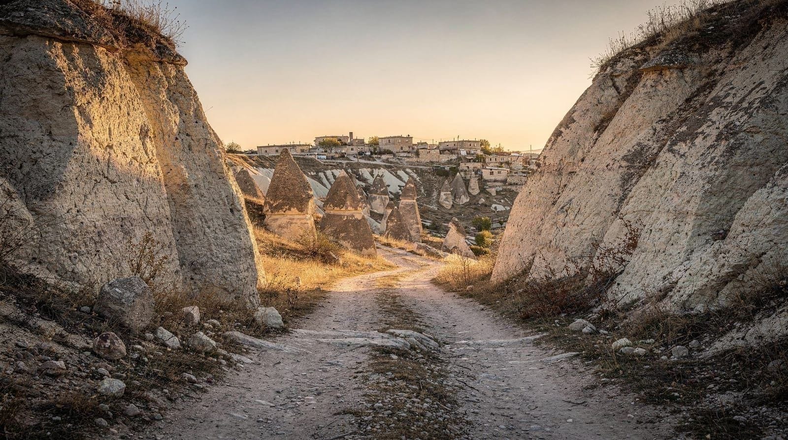 Vallée des Épées : la marche tranquille entre Göreme et Çavuşin